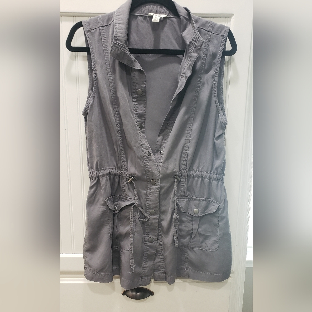 Gray Vest Medium